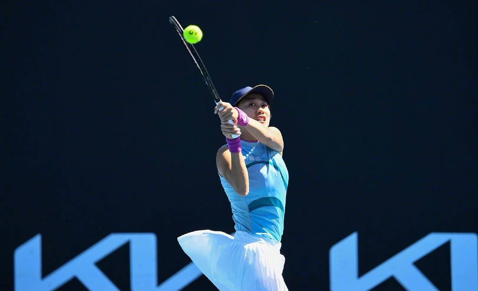 钟由卡兰加 钟由卡兰加